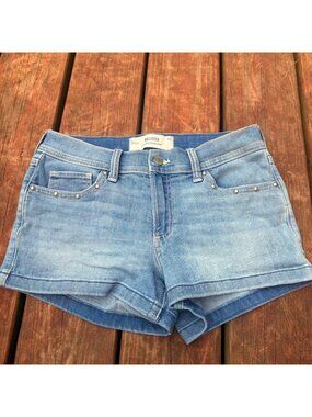 Hollister Light Wash Low-Rise Size 4 W27